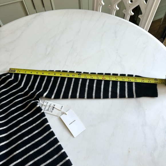 Nordstrom Cashmere Essential V-Neck Sweater Black and White Stripe Sz S - Picture 10 of 11